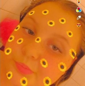 Meet your Posher, Adrienne